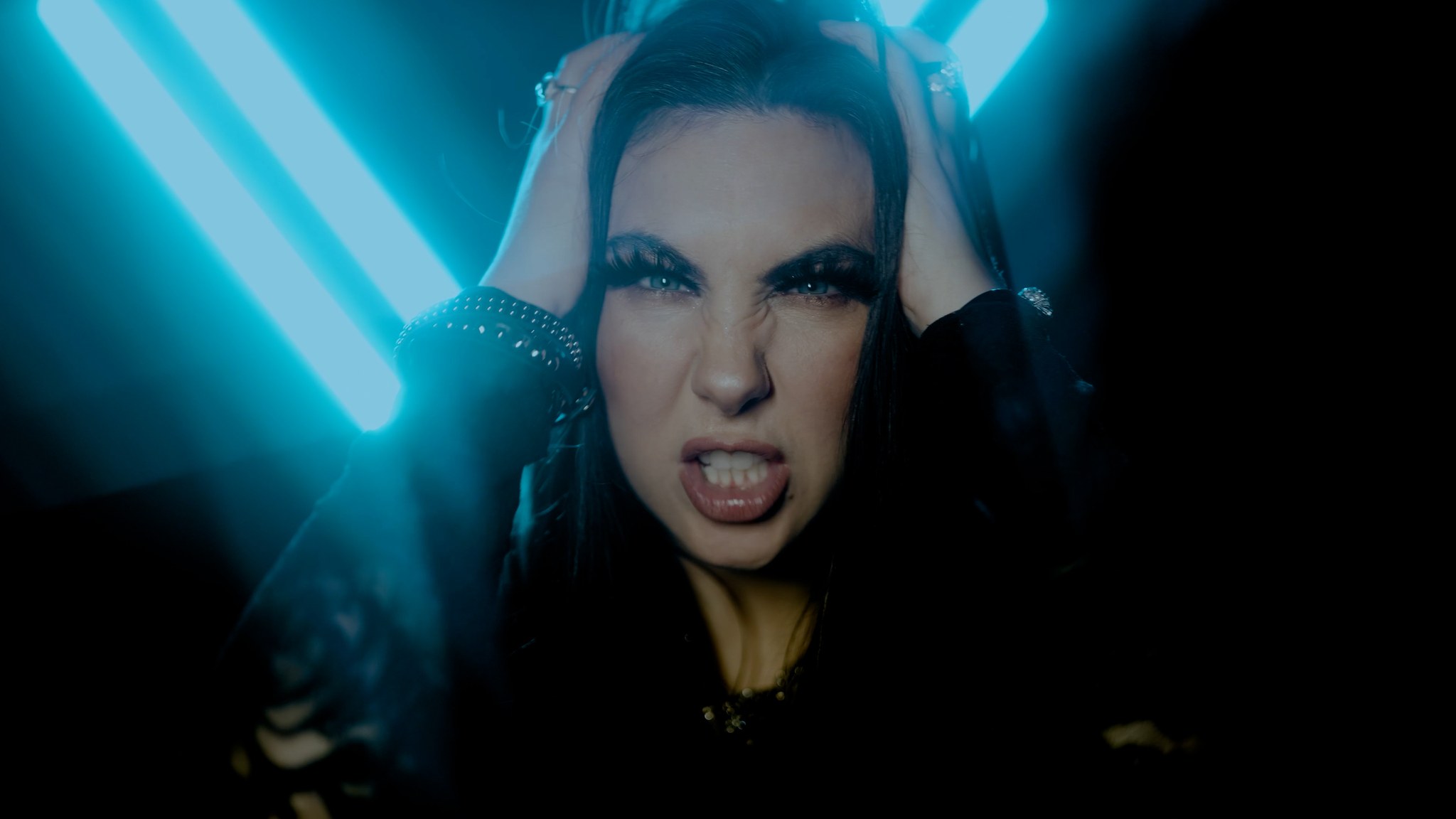 Amaranthe nos presenta su nuevo video de su tema «Interference»