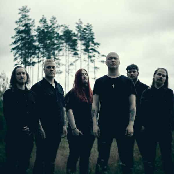 El grupo finlandés del death metal melódico Horizon Ignited acaba de lanzar el nuevo single “Beneath The Dark Waters”
