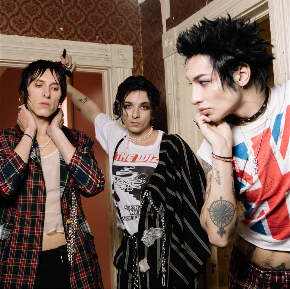 A pocos días del inicio de la gira europea de Palaye Royale el próximo día 1 de noviembre.