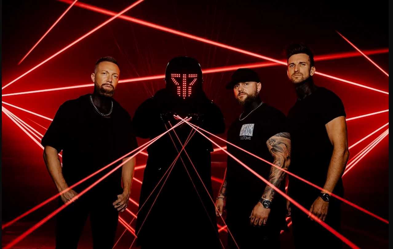 Los suecos Smash Into Pieces nos presentan su nuevo single «Man Or Machine»