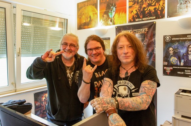 Anuncio del nuevo disco de Black & Damned