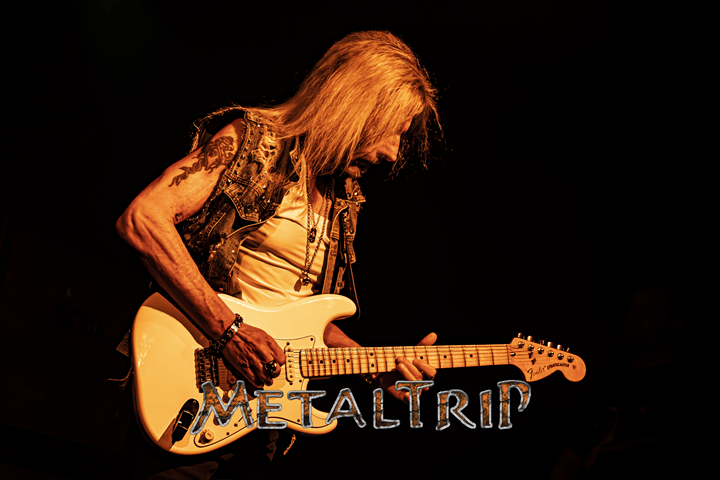 Crónica: Axel Rudi Pell vuelve a inmortalizarse en España con la compañía de Jolly Joker