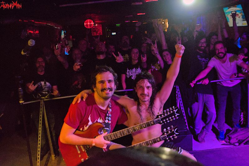 Dioivo presenta su video single «Falsos Héroes»