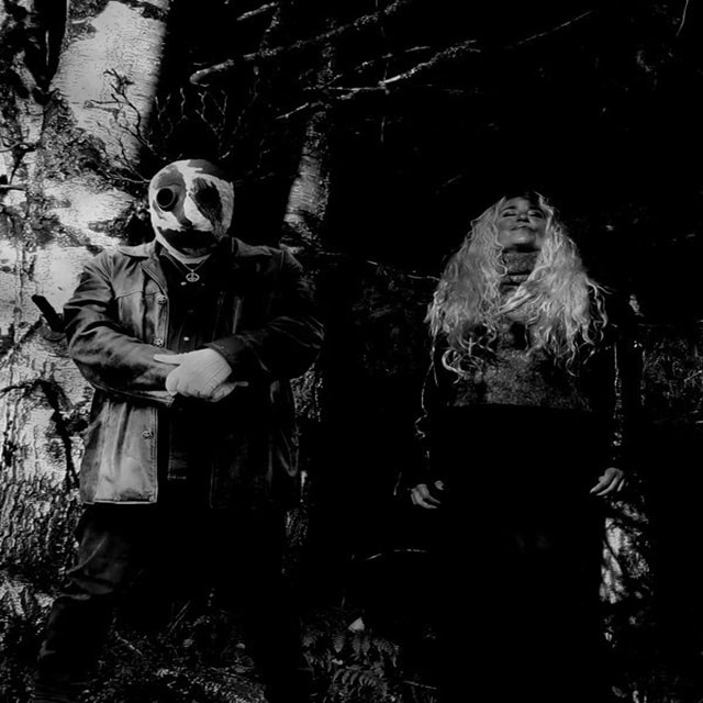 Graveyard Angel, un dúo finlandés de dark rock, lanza su segundo sencillo «Poisonous Smile»