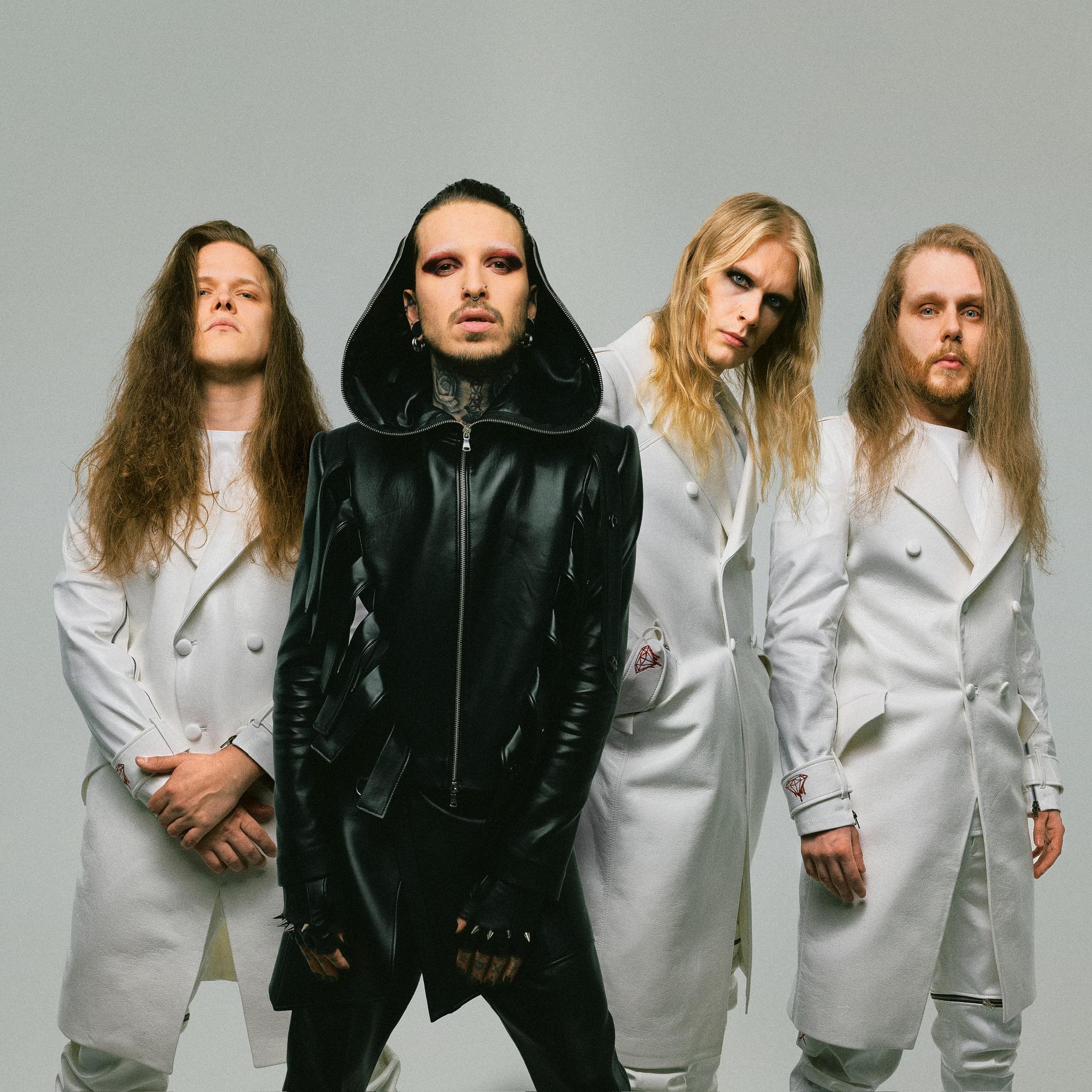 Lost Society nos presentan su nuevo video de su single “Dead People Scare Me (But The Living Make Me Sick)“.