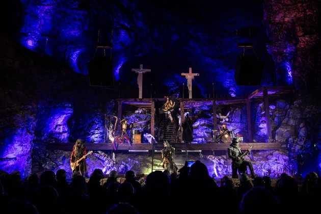 Curse Of Cain presenta su directo grabado en una mina bajo tierra