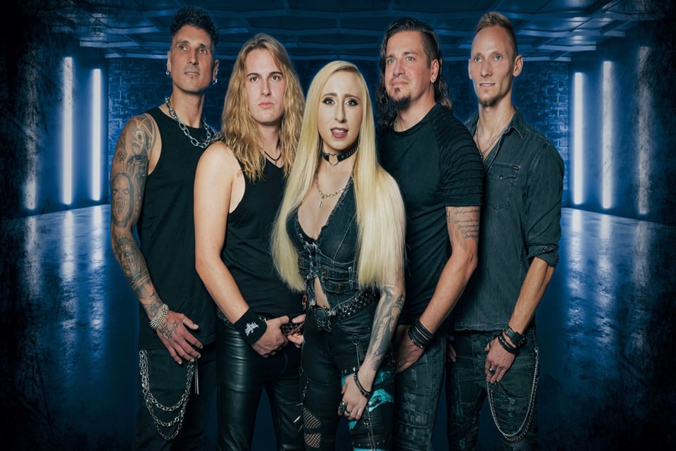 Nuevo videoclip de la banda Fireborn, «Point Of No Return»