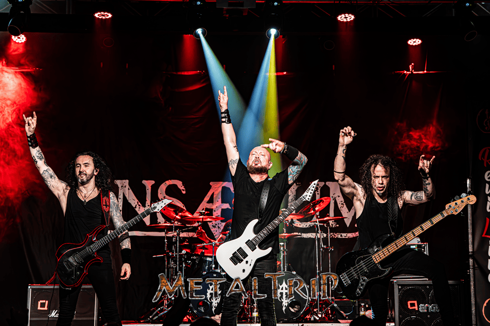 Crónica: El público esquiva demasiado el tremendo debut de la superbanda Sinsaenum en Madrid