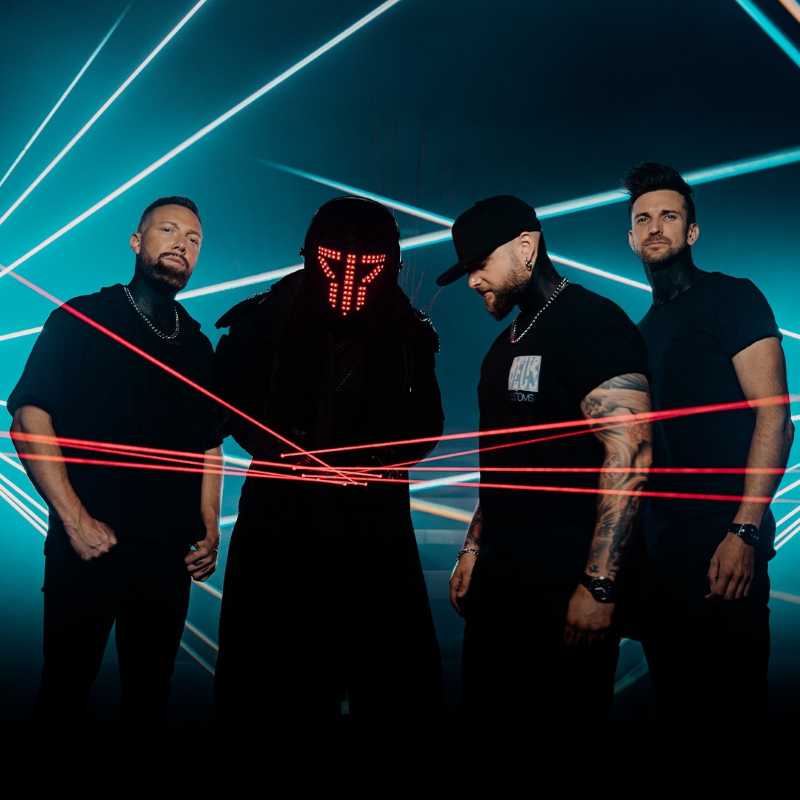 Smash Into Pieces publican su disco «Armaheaven»