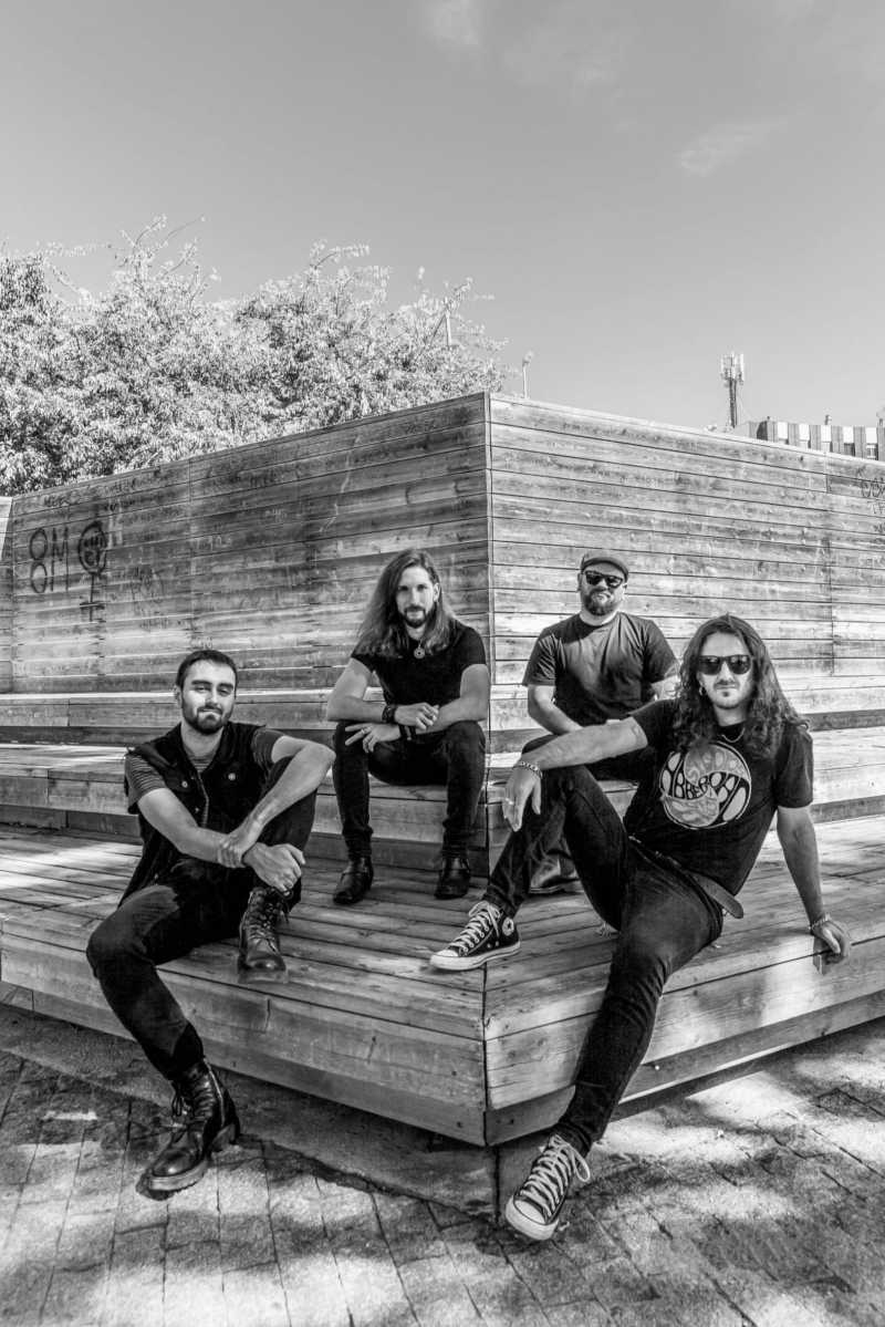 A Tiro lanza el primer single, “Lobos En La Noche”, de su nuevo álbum de estudio