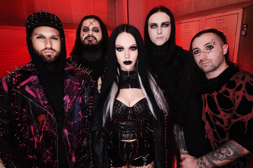 Living Dead Girl muestra su nuevo disco de estudio, “Conspiracy”
