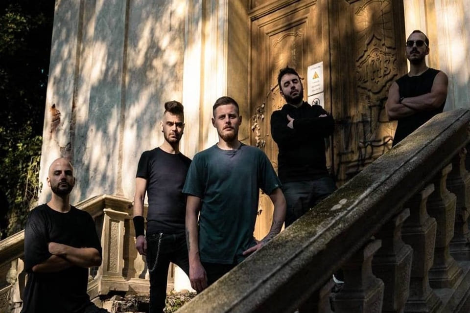 Los modernos del metal/rock italiano Dust estrenan el videoclip de «Bodyless» perteneciente a próximo álbum «Thoughts Of A Falling Man»