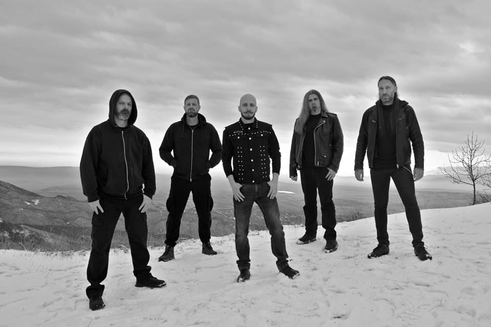 Detalles del próximo álbum de la banda de funeral doom Ennui, llamado «Qroba»