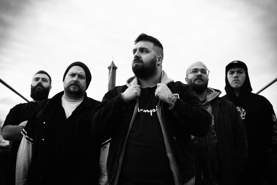 Grove Warden estrena su poderoso single “Honourless”