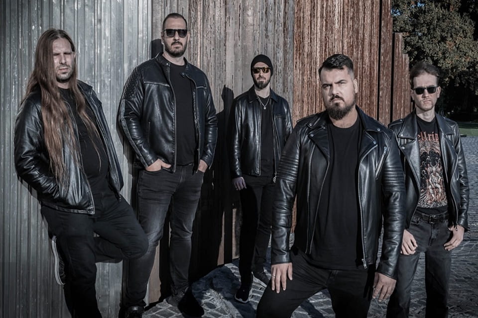 La banda magiar de Needless continúa dando vida a su reciente disco con el videoclip de «Metatrons in the Sunken Arks»