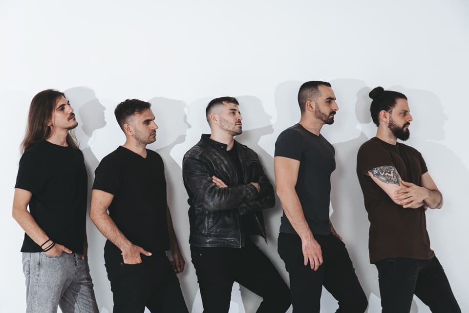Novelty, grupo de metalcore helénico, se presentó al público con el videoclip oficial de  “Darkest Days”