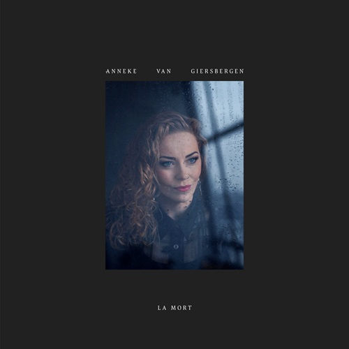Anneke Van Giersbergen ha lanzado el videoclip de su nuevo single «Red Sky»