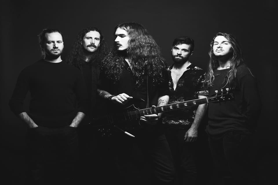 Bastion Rose avanza con el himno heavy «Bones», el segundo sencillo de su próximo álbum Blue Rising