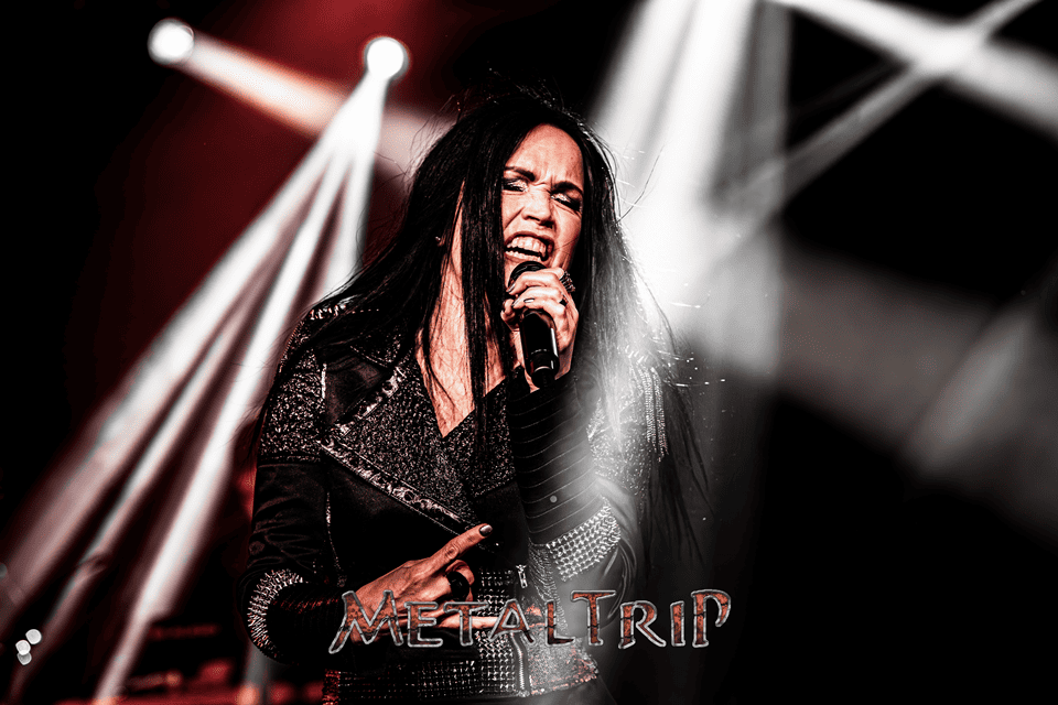 Tarja anuncia su nuevo disco de estudio «Frisson Noir» para junio y con múltiples colaboraciones