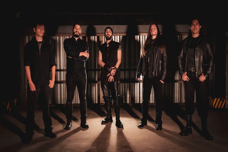 EP debut de la banda mexicana Red Sands, titulado «Evocations»