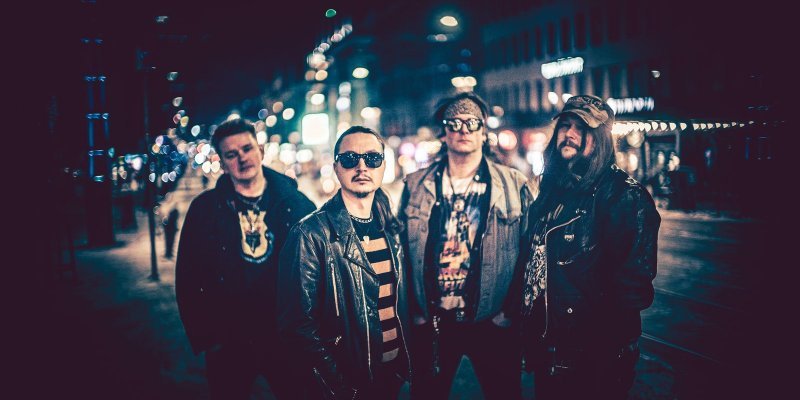 Las leyendas del hard rock finlandés Serpico acaban de lanzar su álbum más atrevido, «Dressed in Flesh»