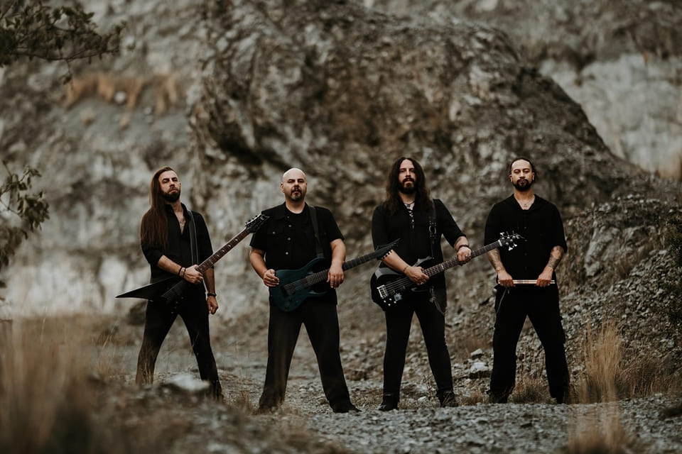 Amongruins lanza nuevo videoclip de «Into The Flame» con la colaboración de Christianna (Elysion)