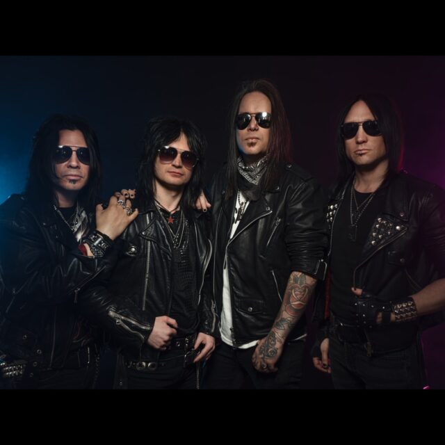 La banda sueca de sleaze metal Smoking Snakes regresa con su nuevo single «Pleasure and Pain»