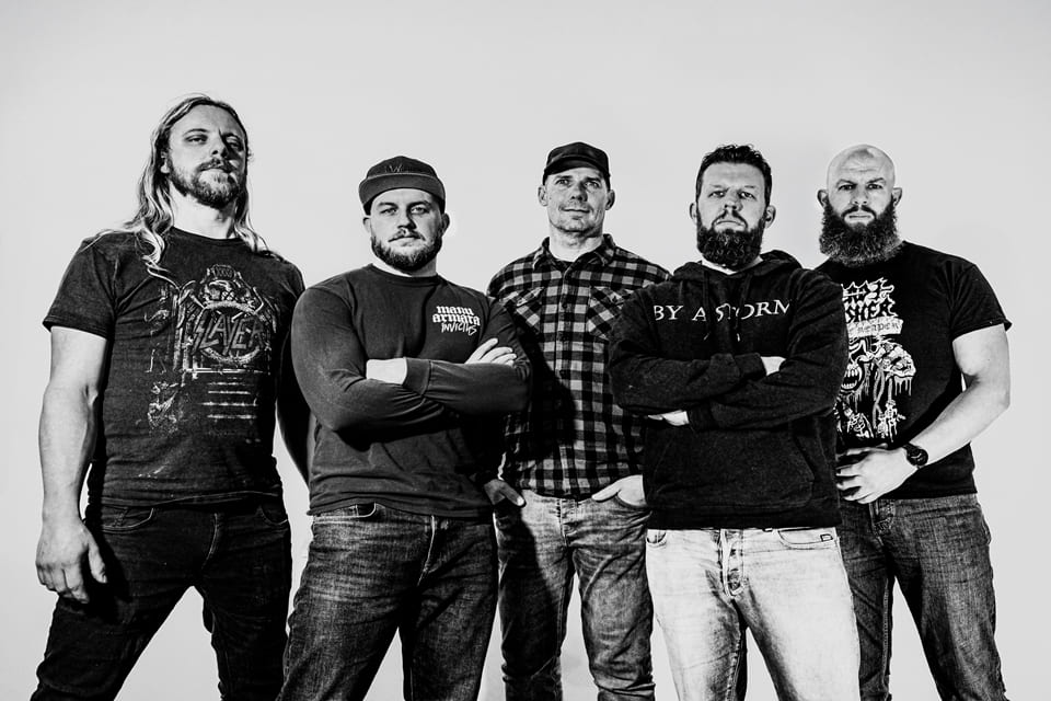 La banda de hardcore neerlandesa, Boneripper, regresa con su segundo álbum, «Radiant in Ruin»