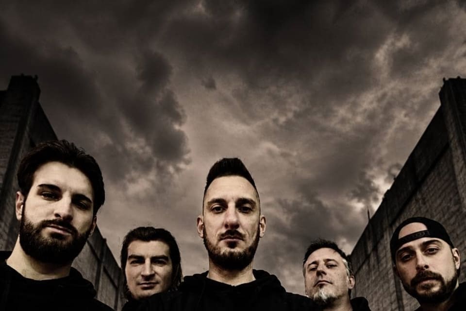 Hellmetall lanza el nuevo sencillo “Gemona Btg. Doesn’t Exist Anymore” de su próximo álbum “Mgla”