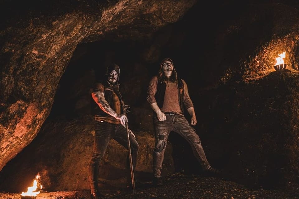 La banda alemana de black metal pagano/folk Horn ha anunciado el lanzamiento de su undécimo álbum de estudio, «Apokalyps 1618»