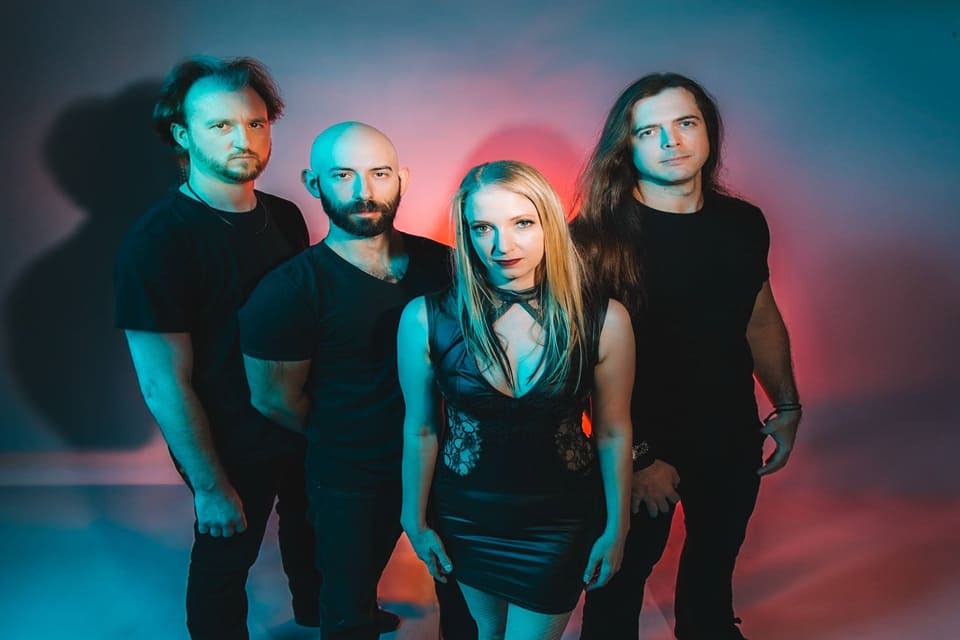 La banda de metal sinfónico de Los Ángeles, Levinia, se enfrenta al silencio creativo con su nuevo videoclip “The Blank Page”