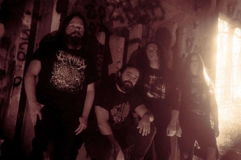 Los americanos Nuclear Tomb estrenan su nuevo sencillo, «Unbowed & Averse»