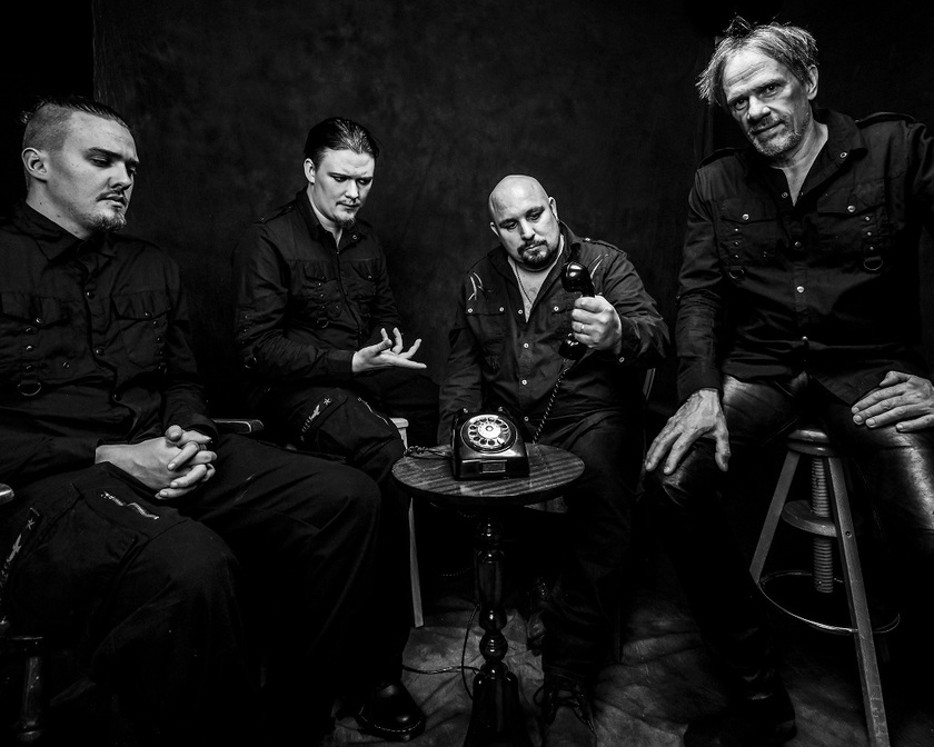 Tungsten con su nuevo single «Joker» se arriesga con el canto yodel como experimentación musical.