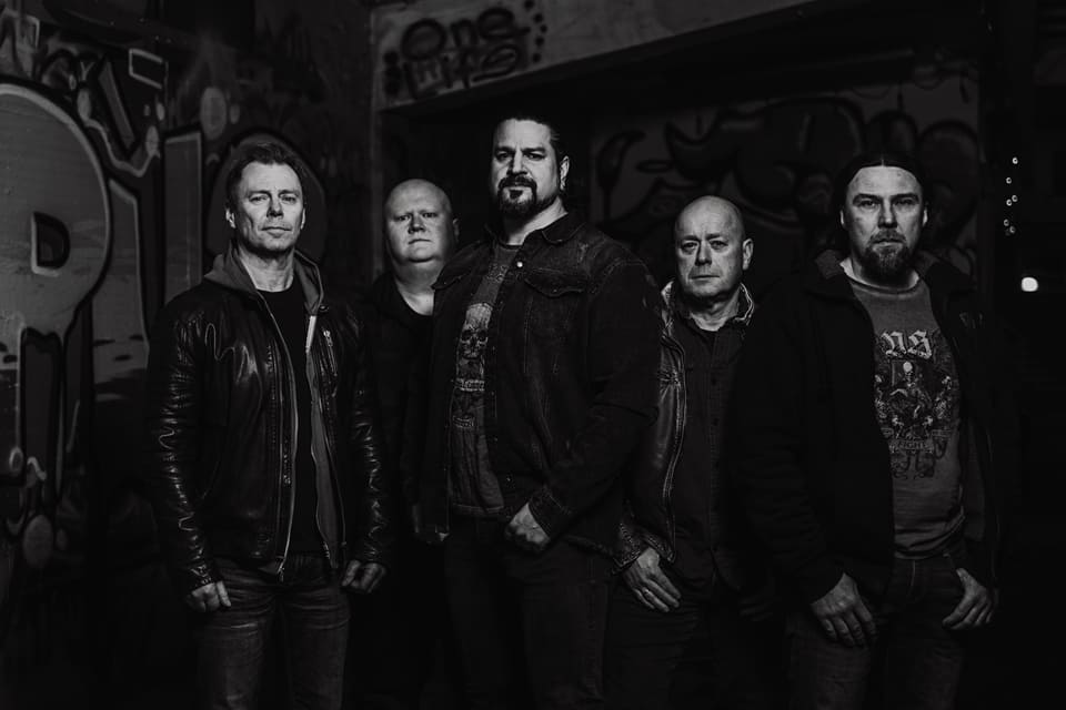 Nuevo disco de los noruegos Sinsid titulado «All That Remains» con mucho heavy clásico