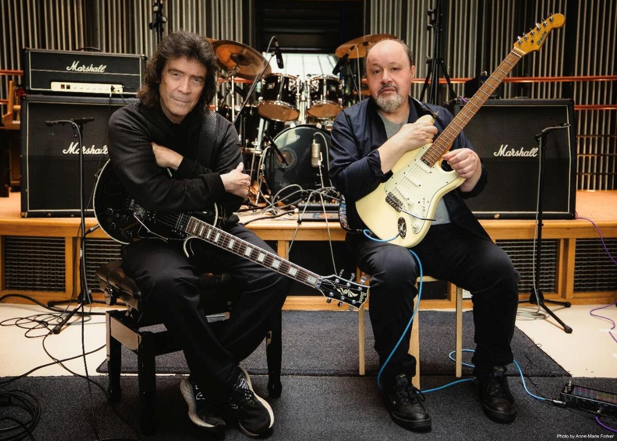 Los músicos Steve Hackett y Steve Rothery lanzarán su nuevo álbum, «The Roaring Waves», el 28 de agosto a través de InsideOut Music