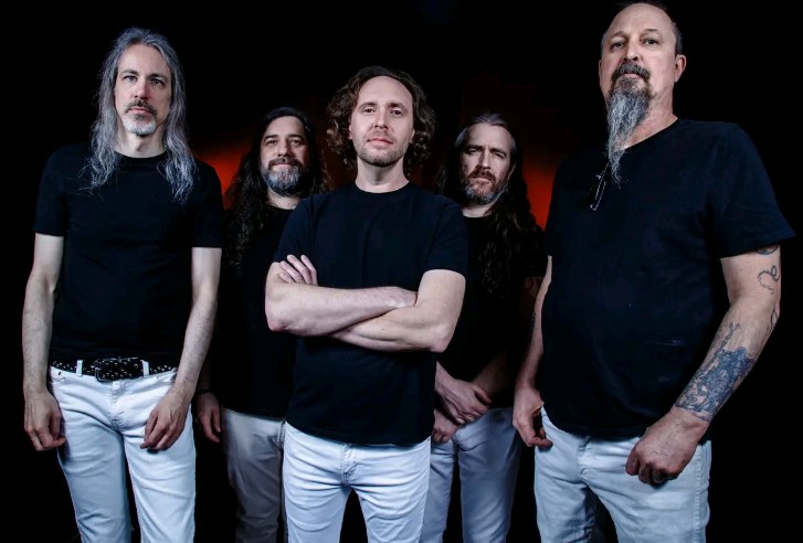 High Spirits, junto a Savage Master unirán fuerzas en la gira europea “A Light In The Dark”.
