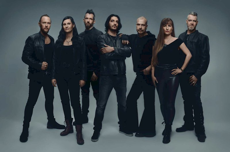La banda alemana de folk-rock Schandmaul nos presentan su nuevo single «Nosferatu»