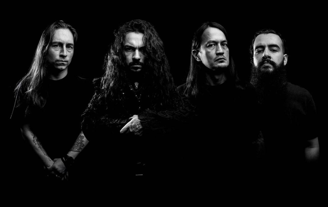 Eshtadur presenta el videoclip “Into The Woods” de su nuevo álbum “In Darkness All Shadows Gone”