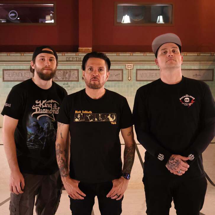Prong llega con «The Banner», el demoledor primer adelanto de su próximo álbum.