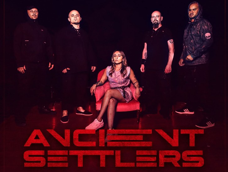 Ancient Settlers estrena “Through the Ruins” y presenta a Mylena Monaco como su nueva vocalista.