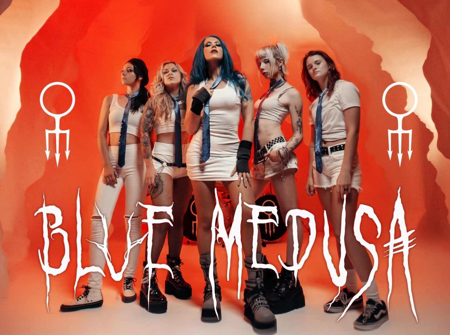 Blue Medusa nos presenta su nuevo single «Crocodile»
