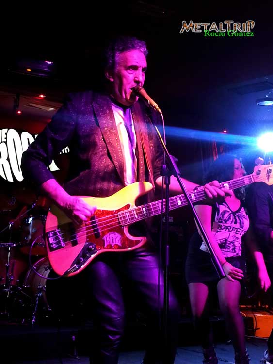 Coz - We Rock - 3/04
